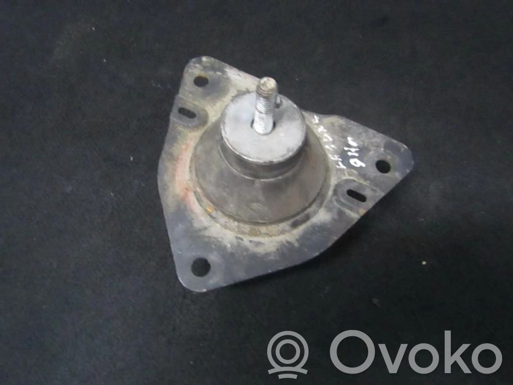 Renault Laguna I Engine mount bracket 