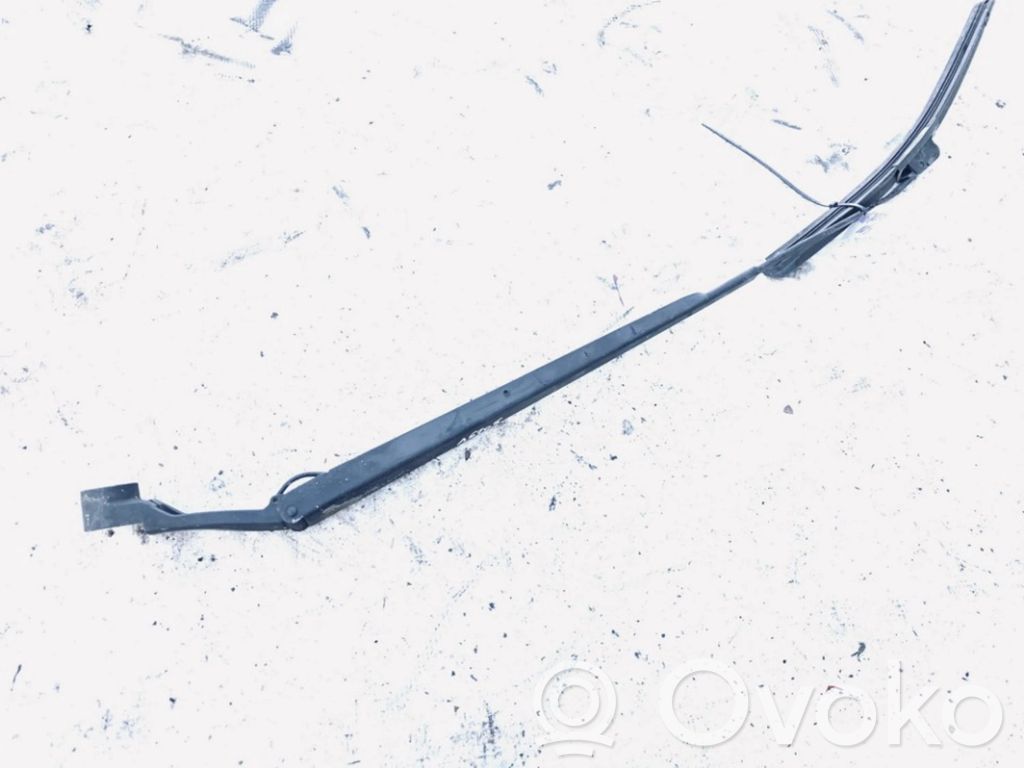 Hyundai Getz Front wiper blade arm 