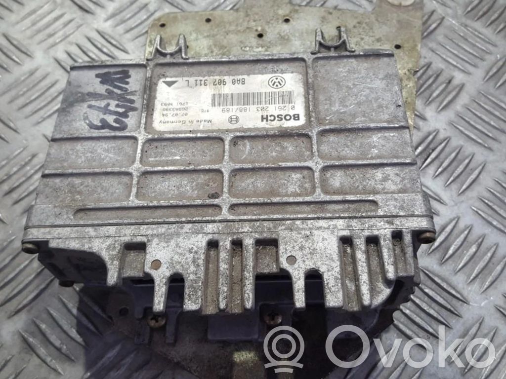 Unidad de control/módulo del motor   8A0907311L,8A0907311L