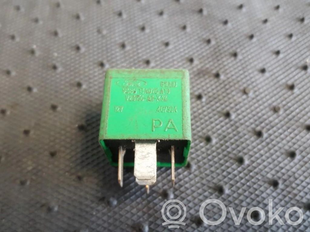 Autres relais   93BG13A025A1B,V23136A1X32,93BG13A025A1B,V23136A1X32,V23136A1X32