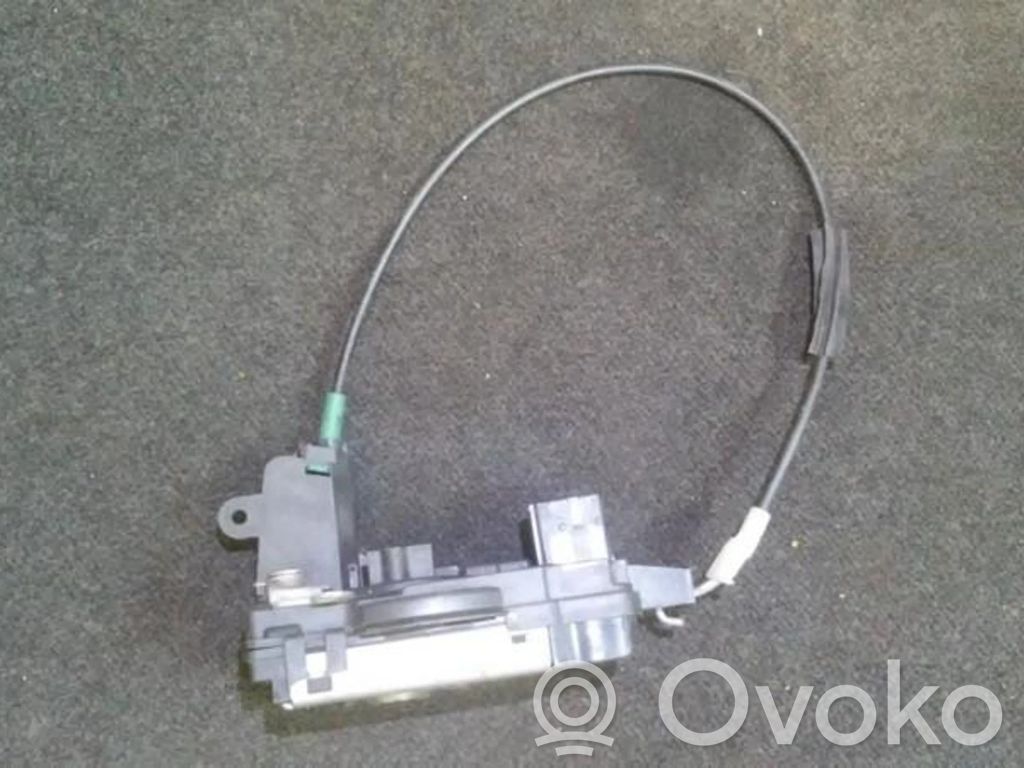 Opel Astra H Zamek drzwi przednich 