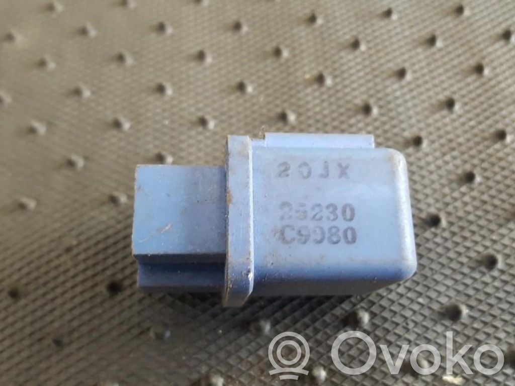 Nissan Sunny Otros relés 