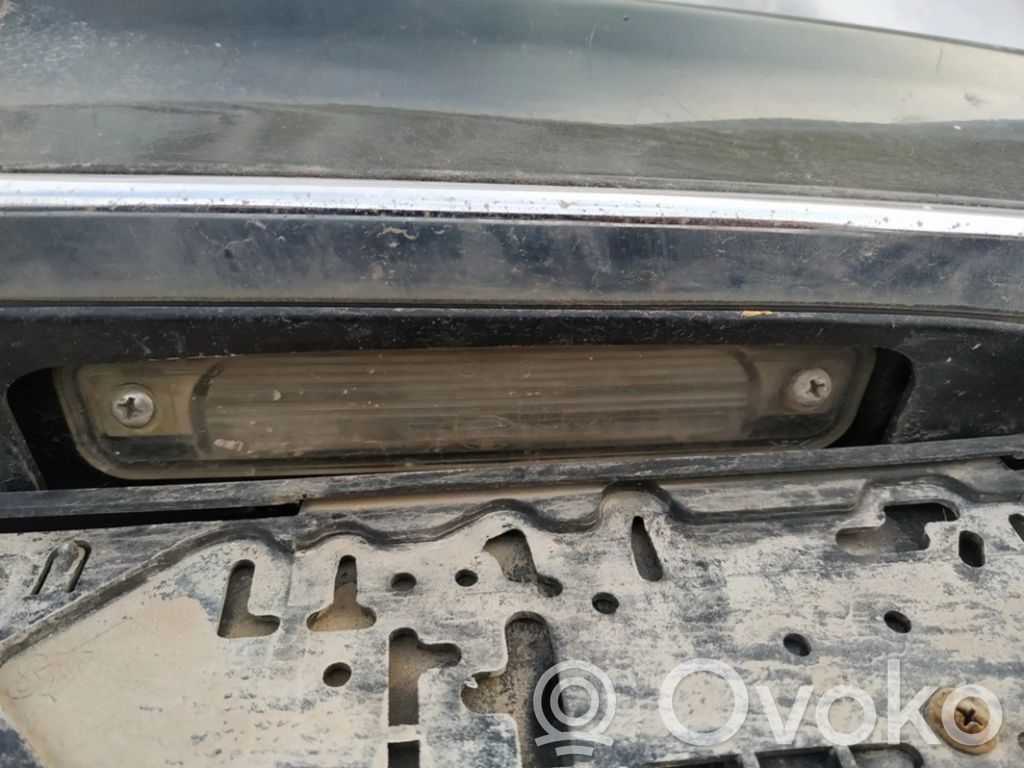 Éclairage de plaque d'immatriculation