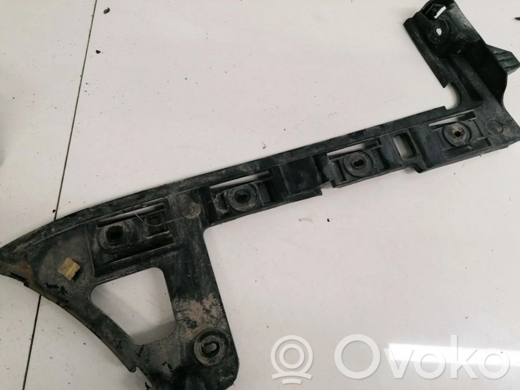 Volkswagen PASSAT B6 Staffa di rinforzo montaggio del paraurti posteriore 