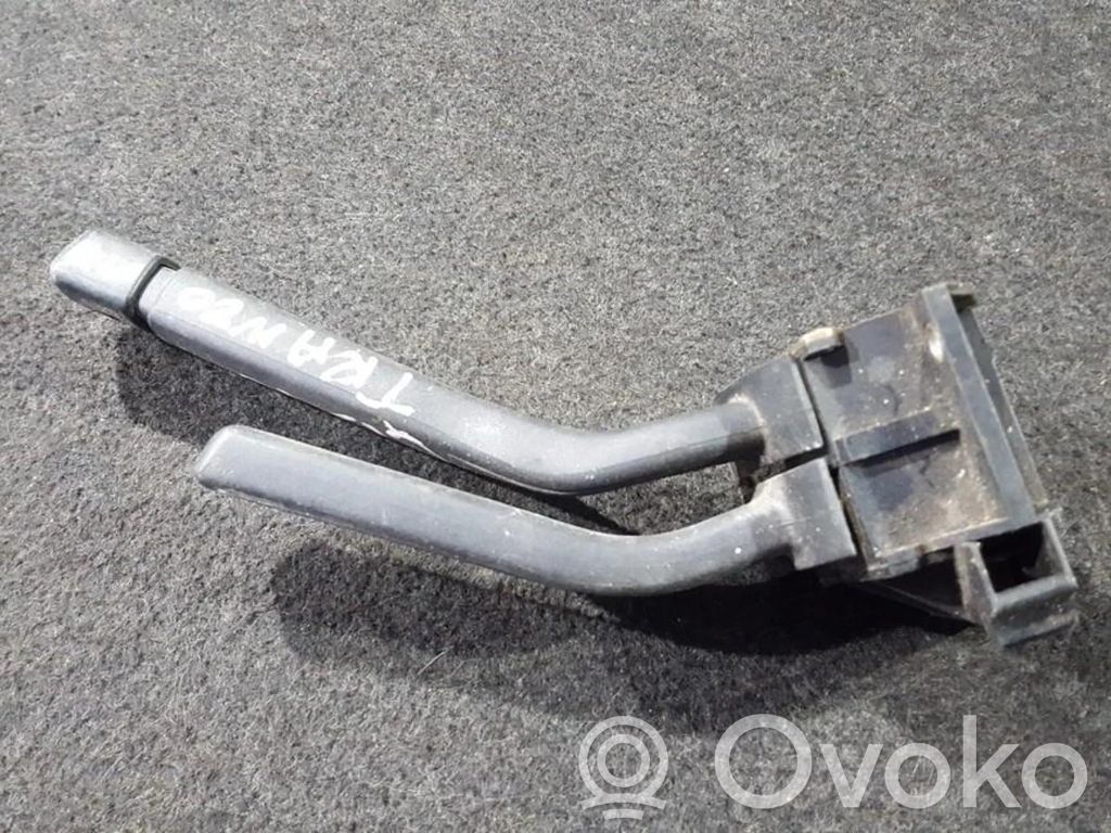 Commodo d'essuie-glace   92VB11K665BA,92VB11K665BA