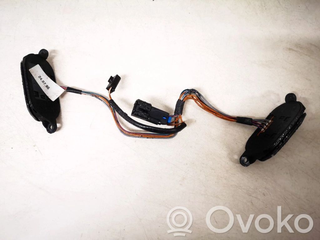 Opel Vectra B Butoane/comutatoare pe volan 