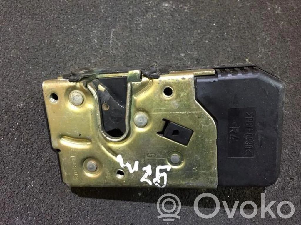 Opel Vectra B Front door lock 