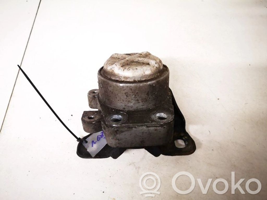 Ford Mondeo Mk III Supporto di montaggio del motore 