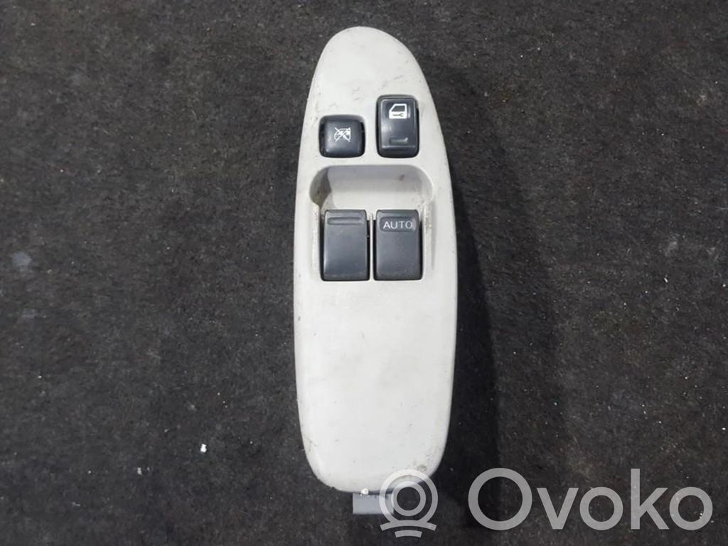 Nissan Almera N16 Interruttore di controllo dell’alzacristalli elettrico 