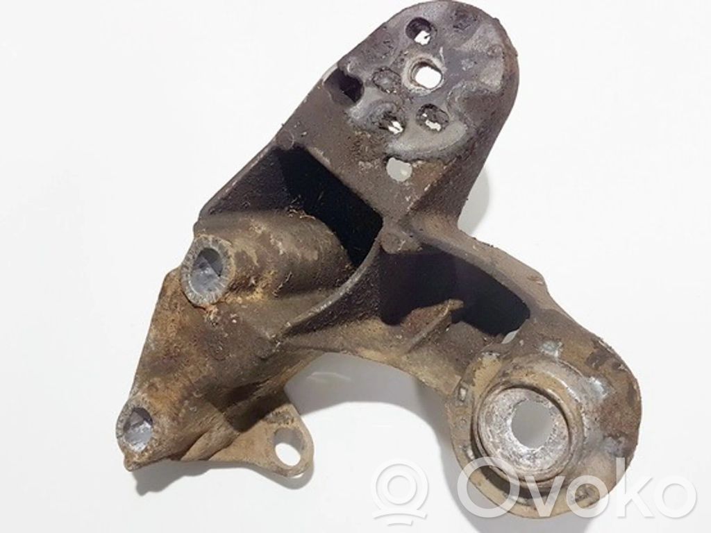 Volkswagen PASSAT B5 Supporto di montaggio del motore (usato) 