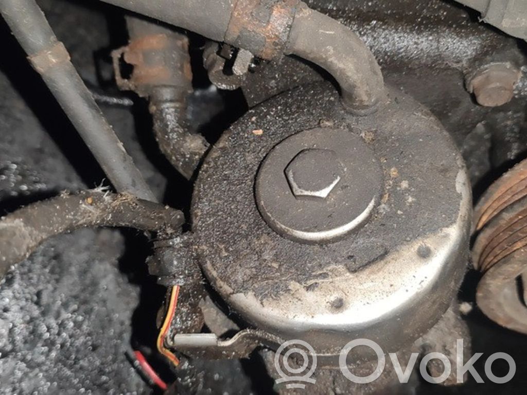 Radiador del aceite del motor
