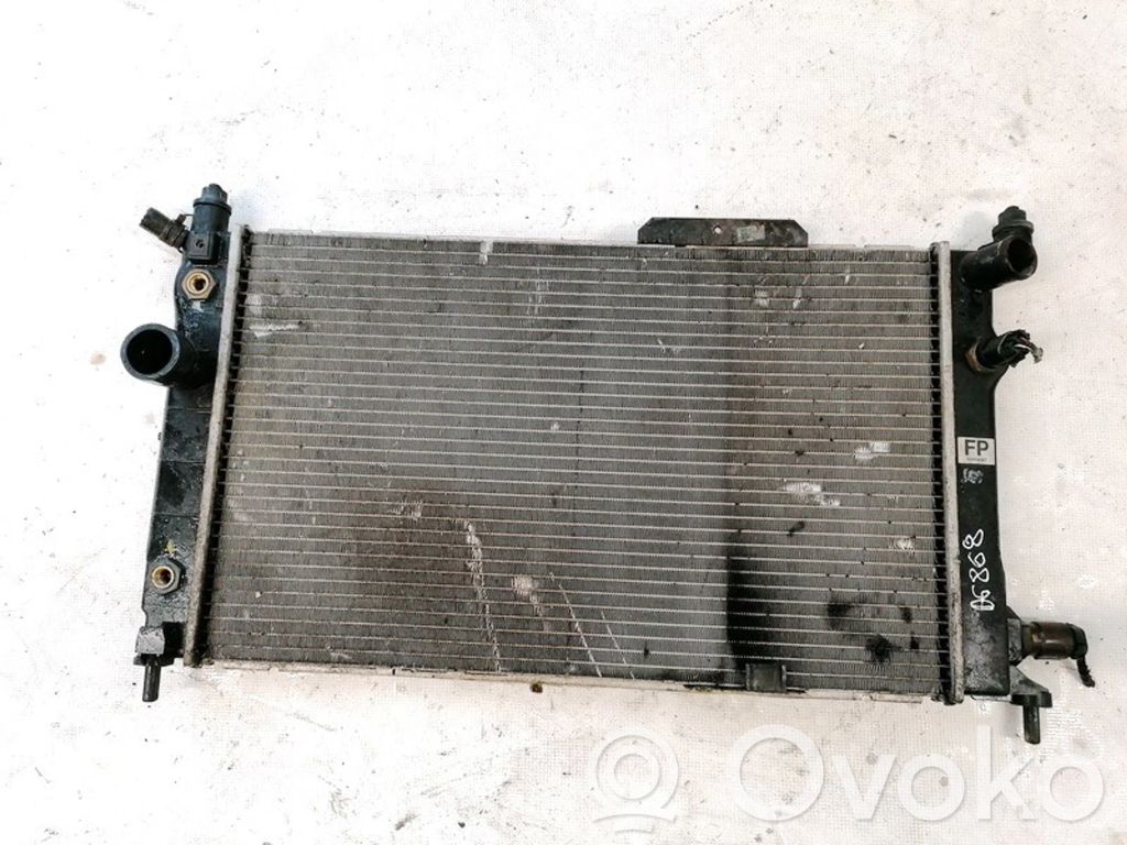 Opel Astra F Chłodnica 