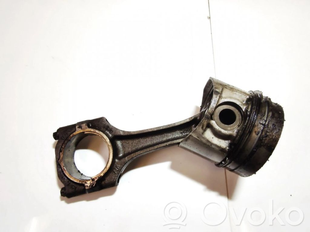 Renault Laguna I Piston avec bielle 