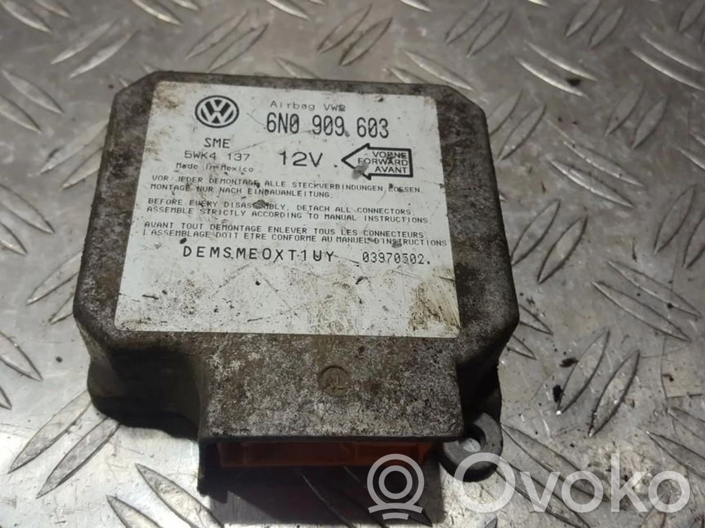 Volkswagen Golf III Unitate/modul de comandă airbaguri 