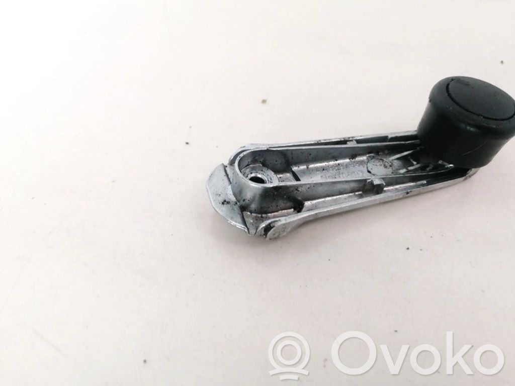 Volkswagen PASSAT B5 Manetă macara ușă față 