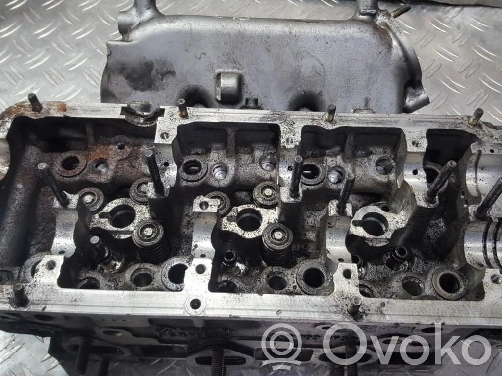 Głowica silnika   059103373D,059103373D