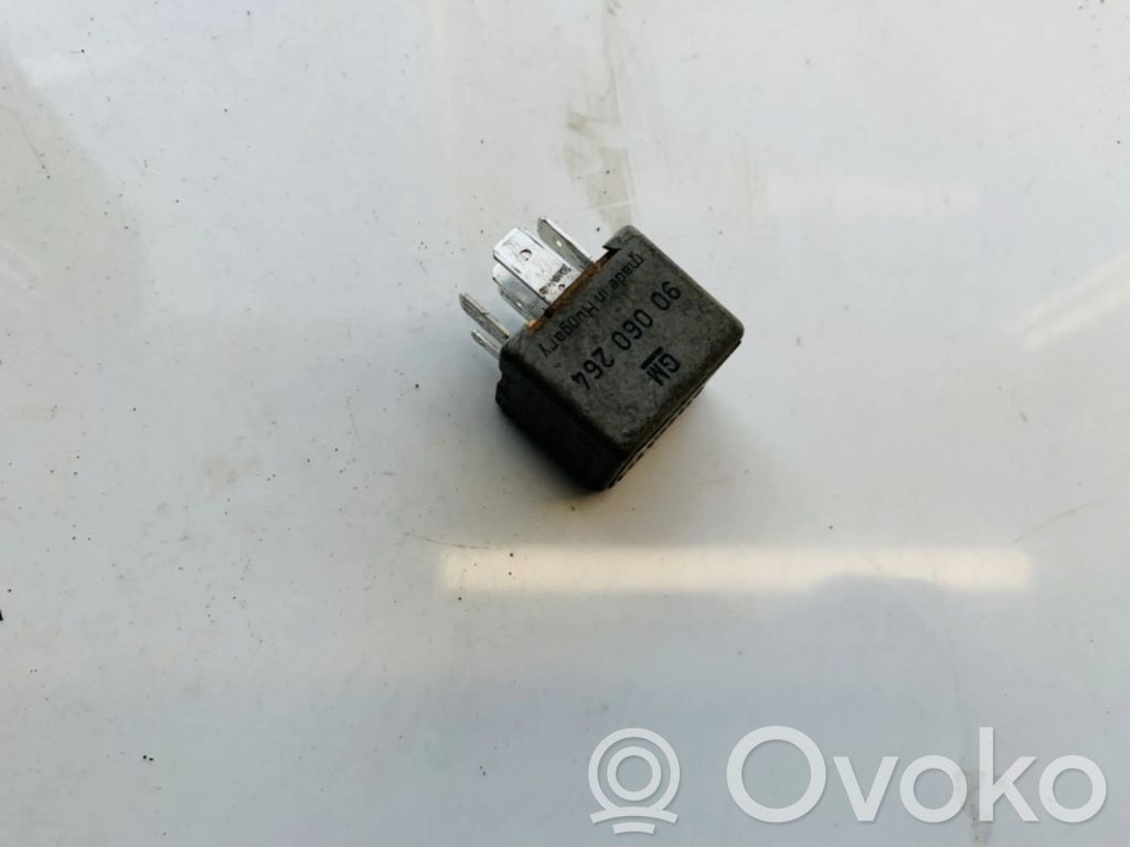 Opel Vectra B Alte relee 