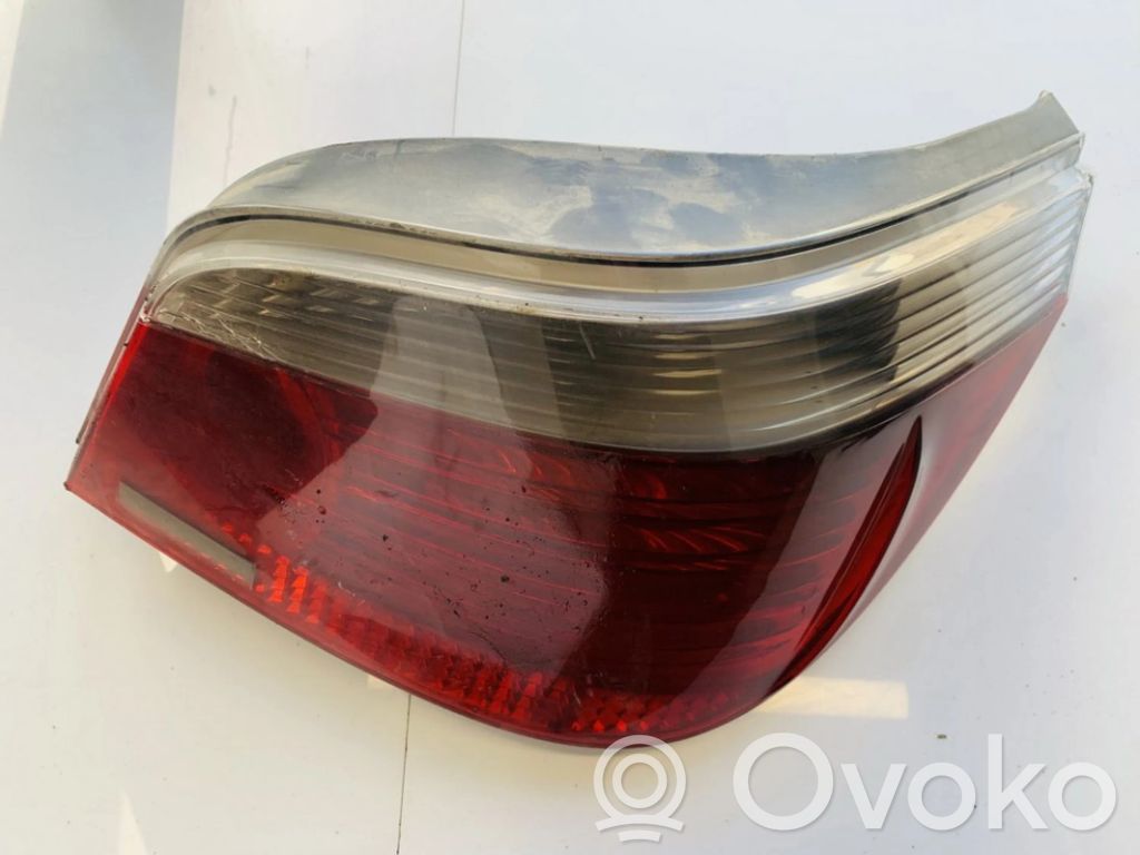 Luz trasera/de freno   6910768,2VP008679,2VP008679,6910768