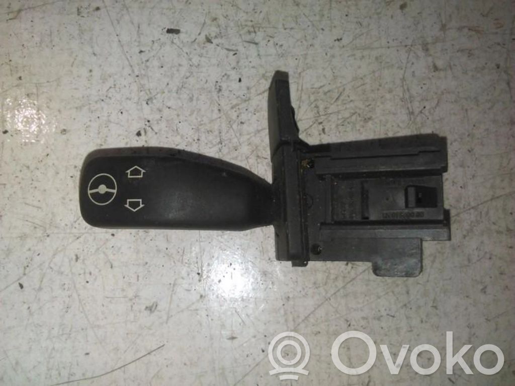 BMW 5 E39 Steering wheel adjustment switch 