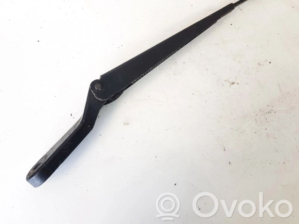 Citroen C5 Brazo del limpiaparabrisas delantero