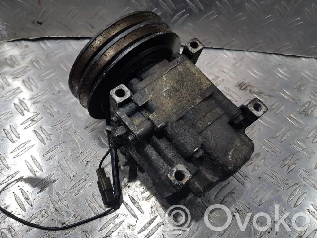 Mazda 323 F Klimakompressor Pumpe 