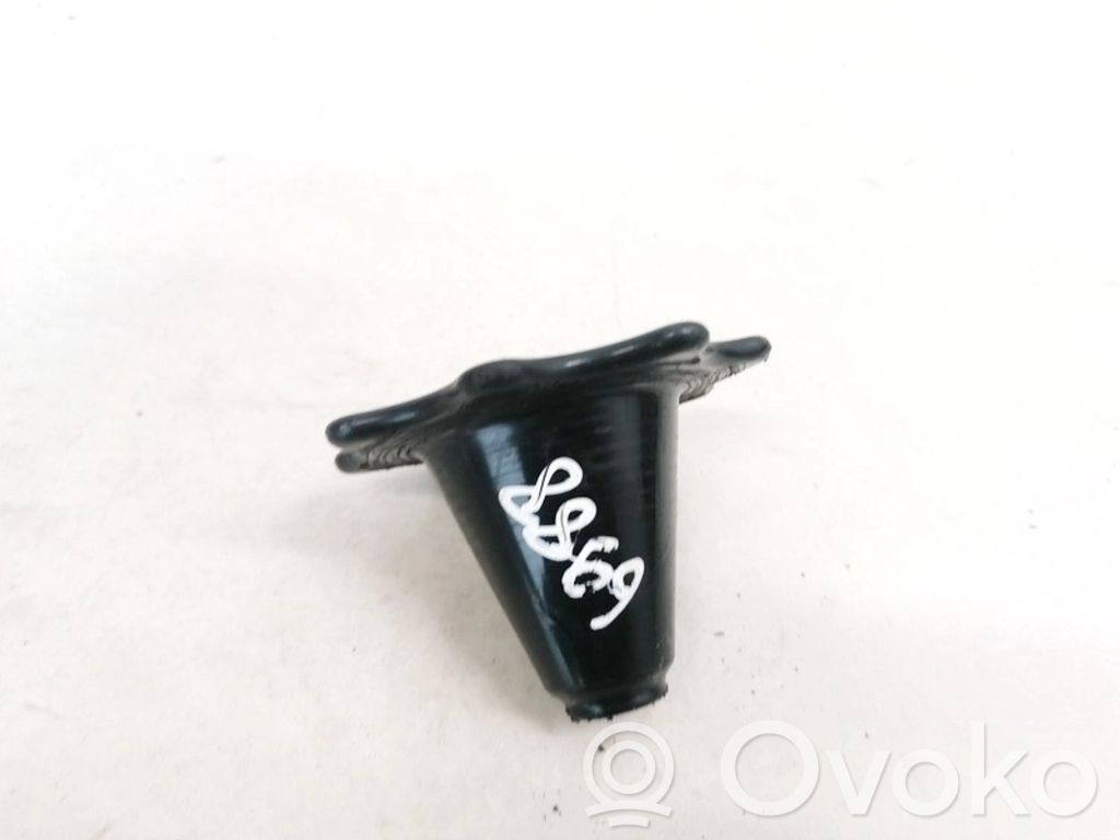 Opel Astra H Bullone fissaggio ruota di scorta