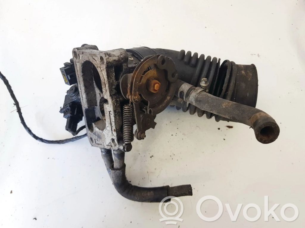KIA Clarus Droseļvārsts 