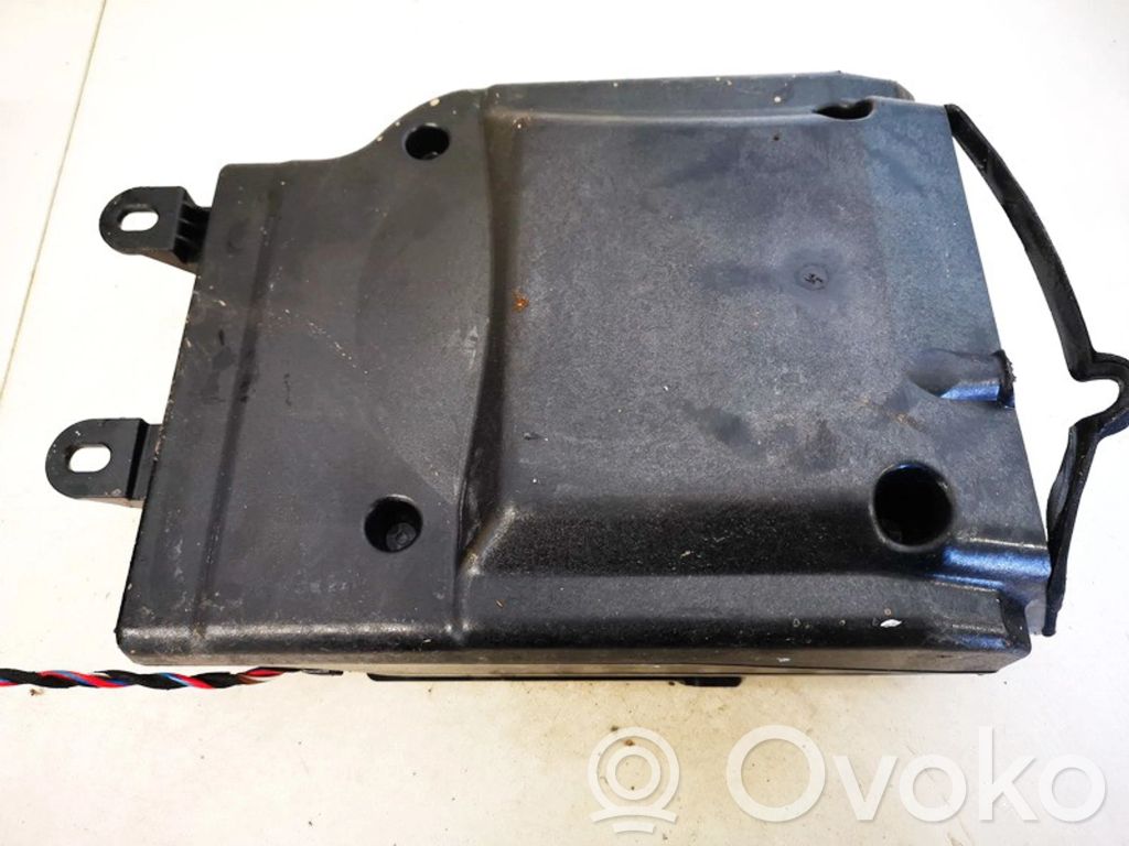 BMW 7 E65 E66 Subwoofer 