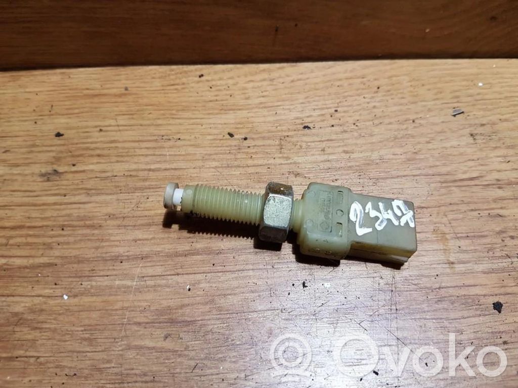 Audi A4 S4 B5 8D Comutator senzor pedală frână 