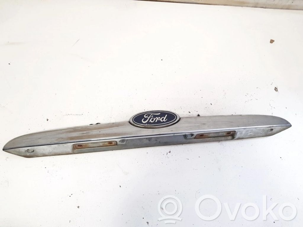 Ford Mondeo MK II Éclairage de plaque d'immatriculation 