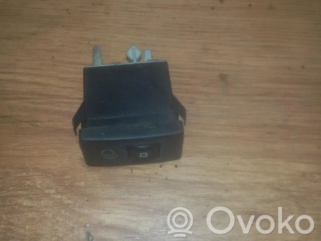 Bouton commande réglage hauteur de phares   8D0941301,8D0941301