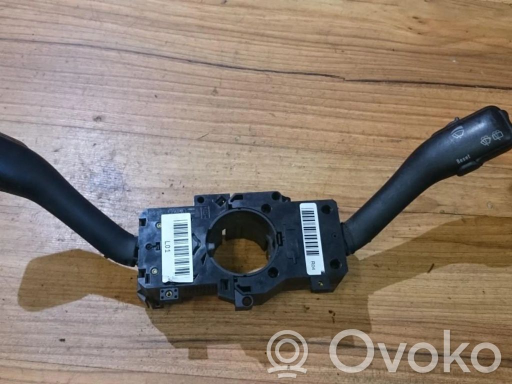 Volkswagen Golf IV Commodo, commande essuie-glace/phare 