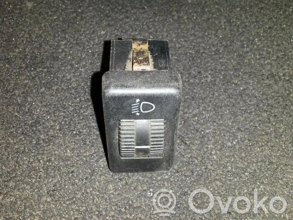 Volkswagen PASSAT B3 Comutator control nivel faruri 
