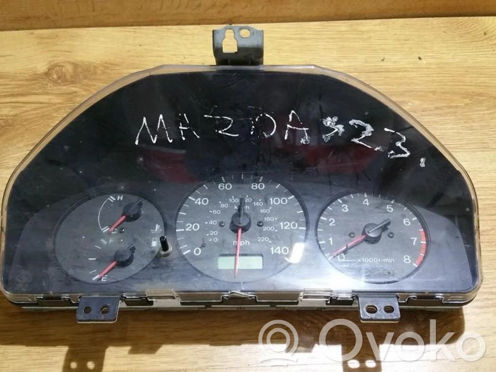 Mazda 323 Vitezometru (grup de instrumente) 