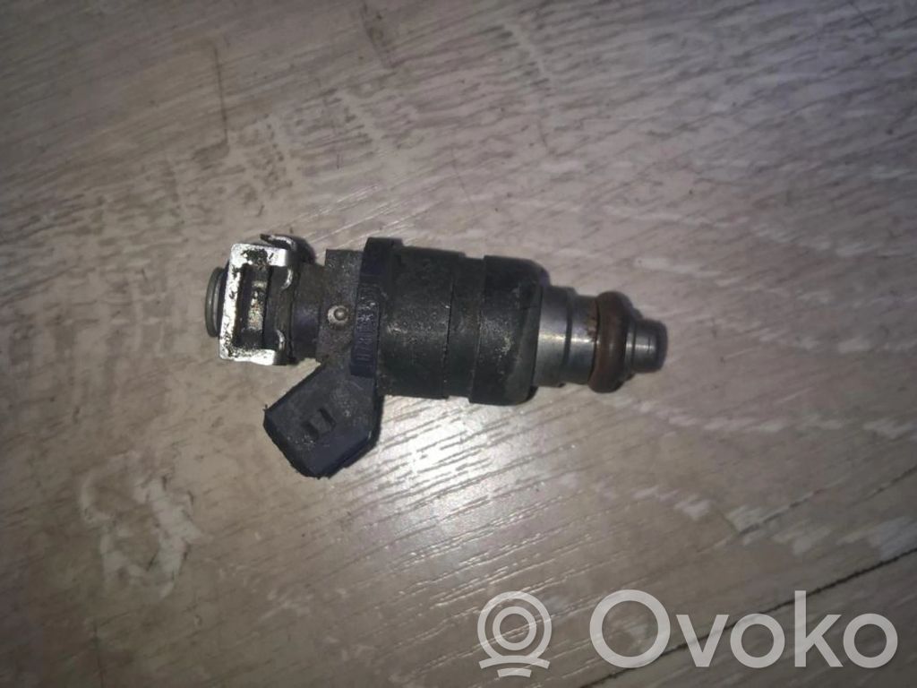 Inyector de combustible   078133551L,078133551L