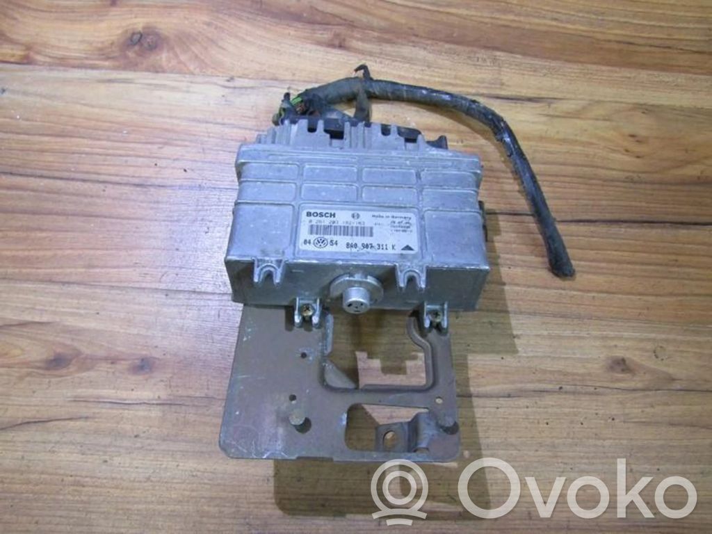 Volkswagen Golf III Unitate/modul de control motor 