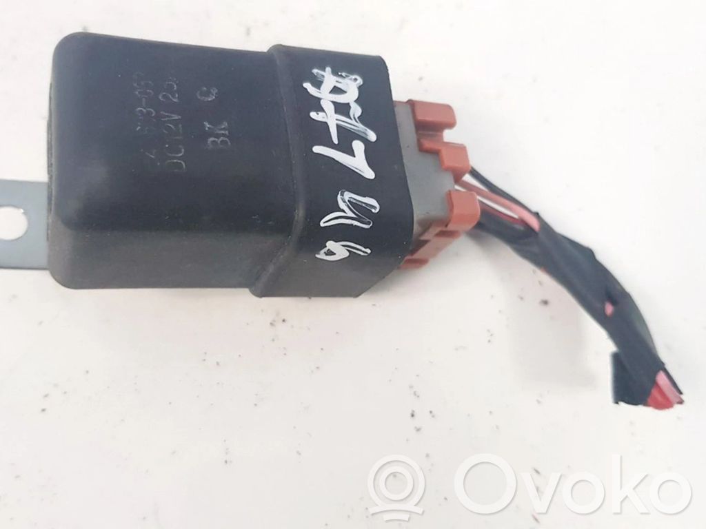 KIA Carens II Alte relee 