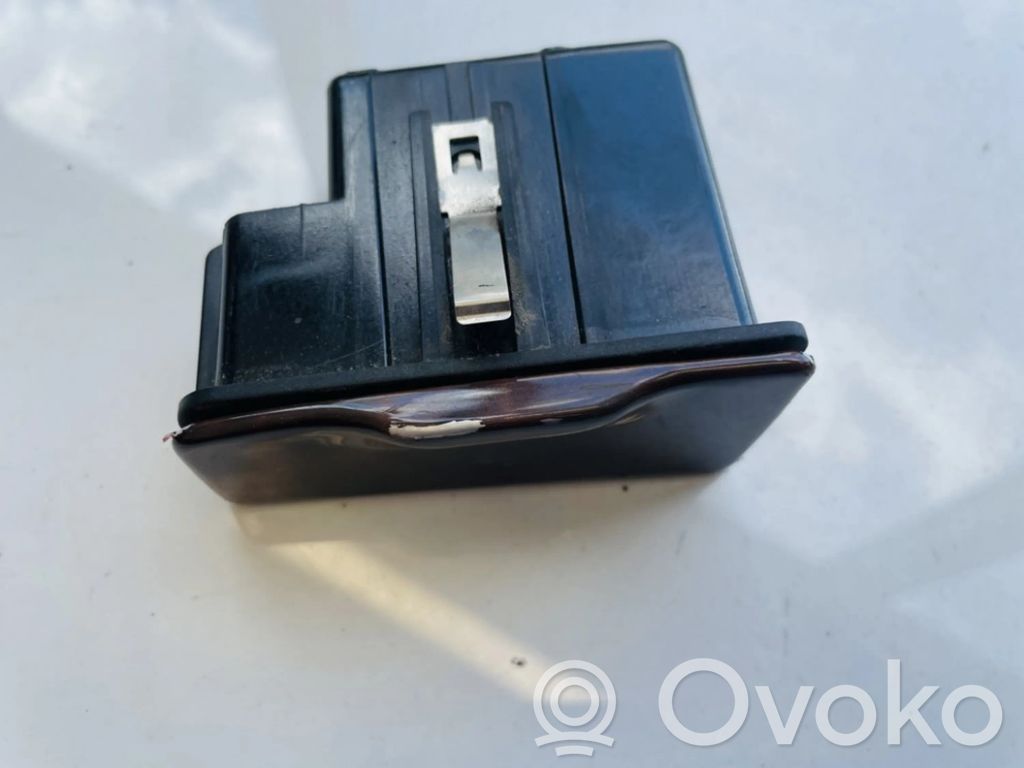 Audi A8 S8 D2 4D Pelnutrauks 