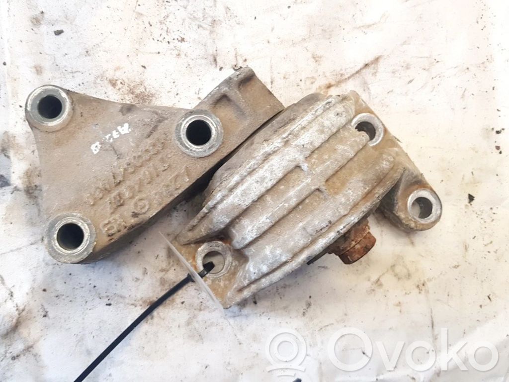 Peugeot Boxer Dzinēja spilvens 