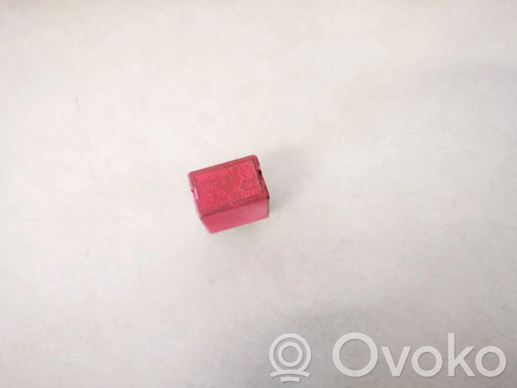 Otros relés   46520412,46520412