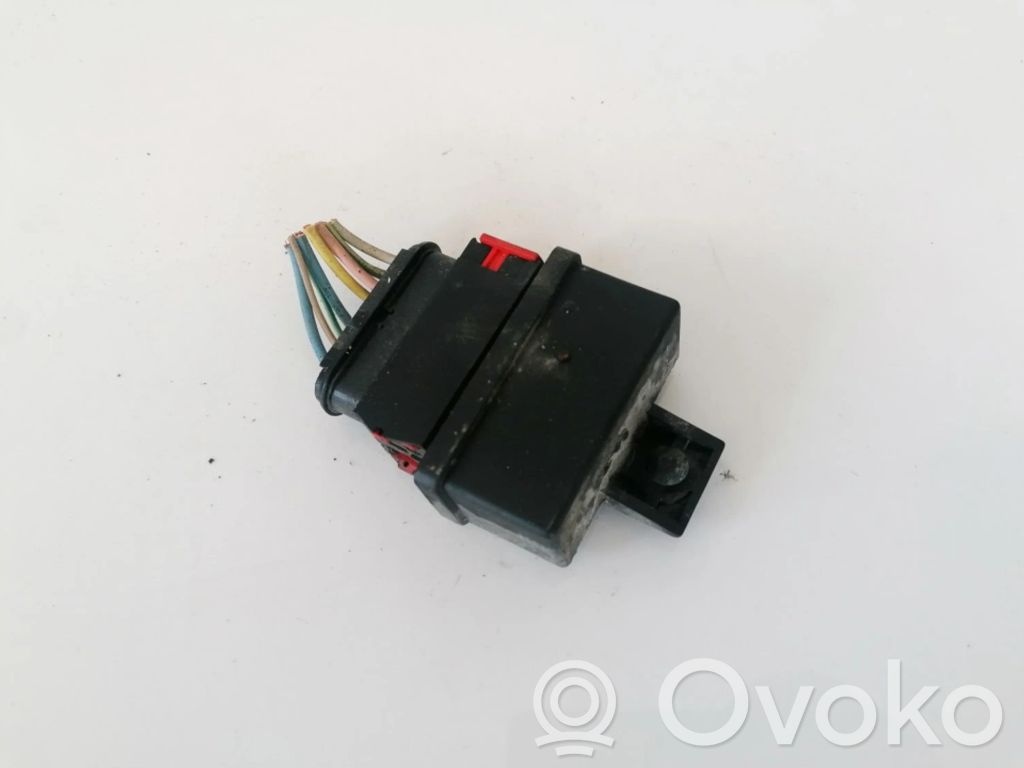 Unité de commande / module de pompe à carburant   240107,240107