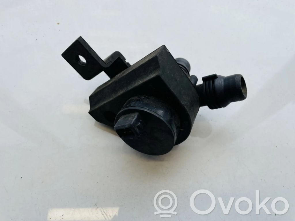 BMW 5 E60 E61 Pompe à eau de liquide de refroidissement