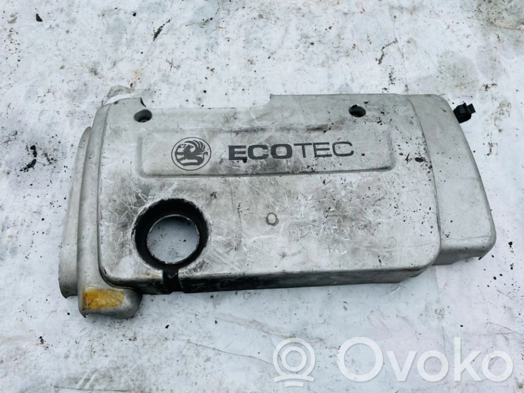 Opel Zafira B Osłona górna silnika 
