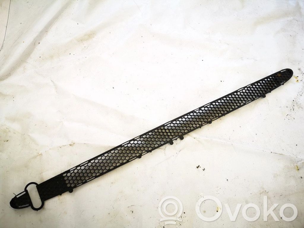 Ford Escort Front bumper lower grill 