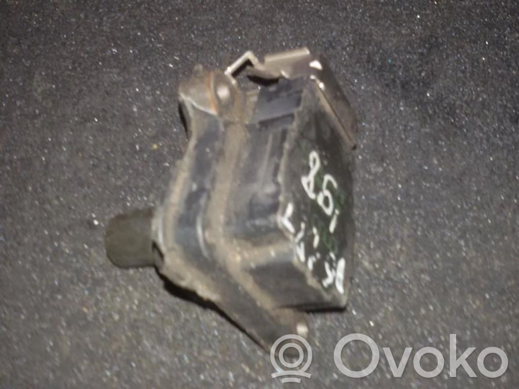 Volkswagen PASSAT B5 Cewka zapłonowa wysokiego napięcia 