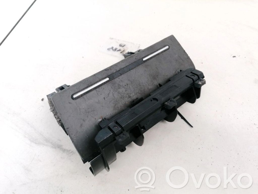 Posacenere auto   8E0857951F,8E0857951F