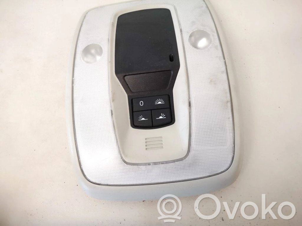 Volvo C30 Etuistuimen valo 