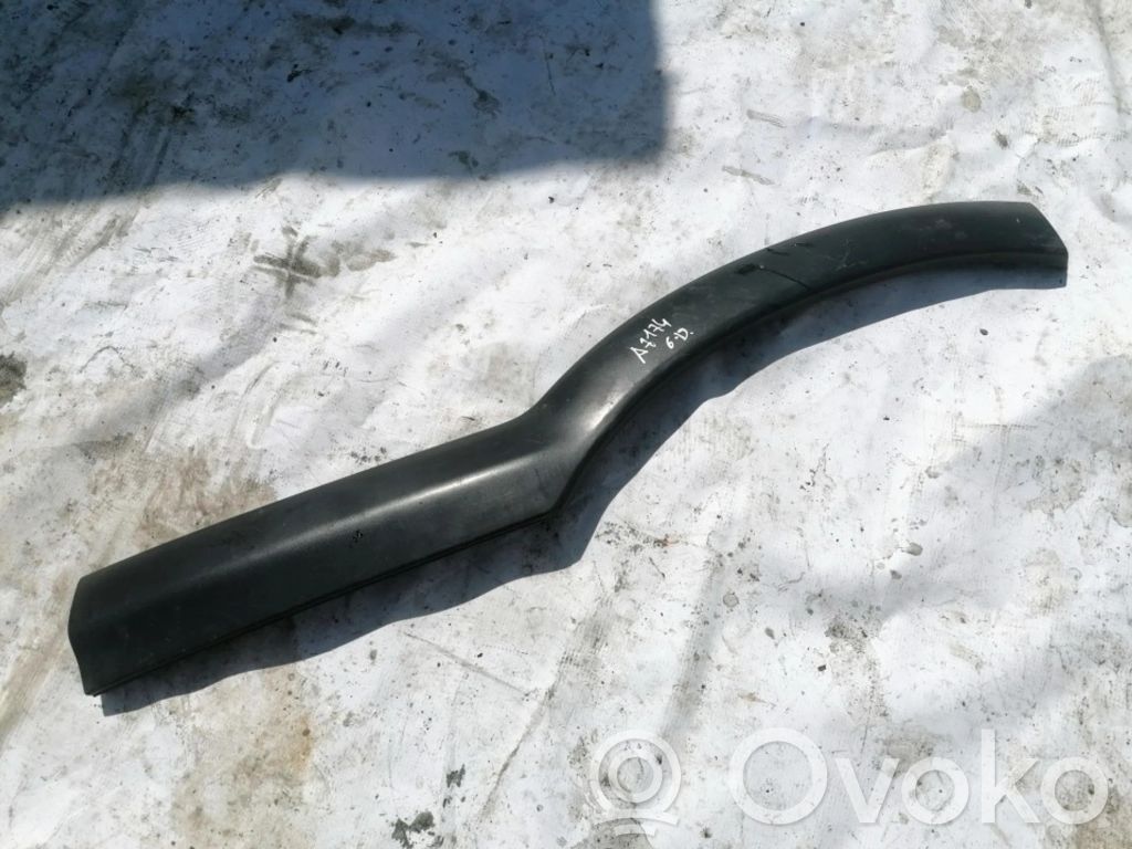 Opel Zafira A Rivestimento passaruota posteriore