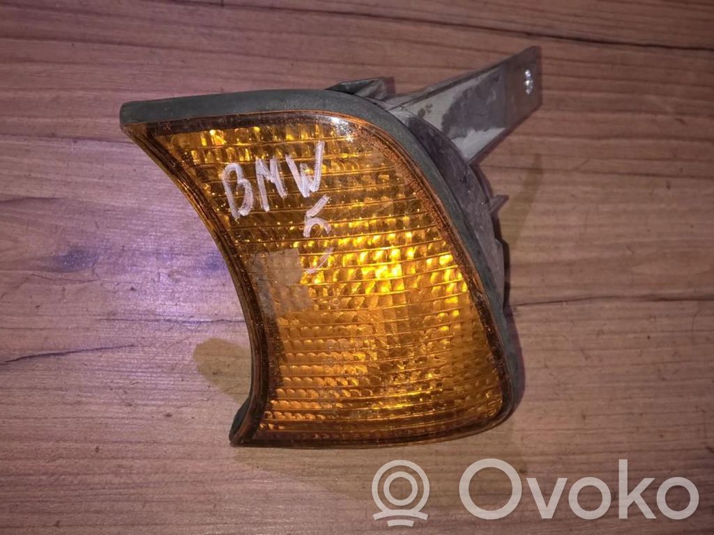 BMW 5 E34 Front indicator light 