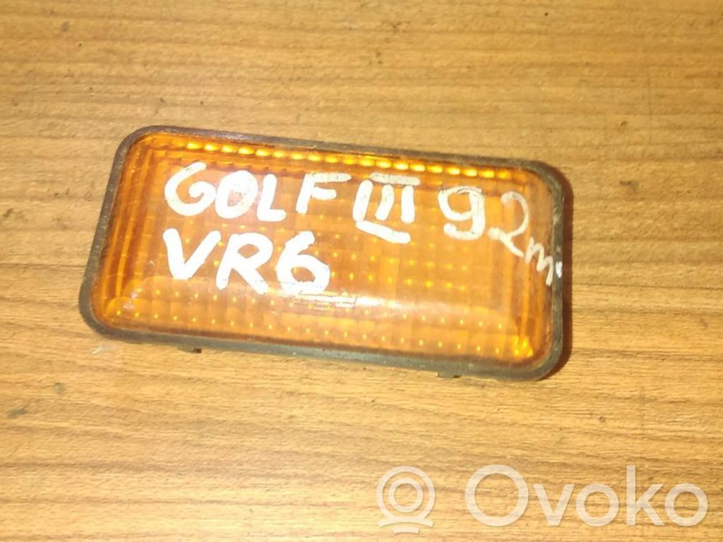 Volkswagen Golf III Indicatore di direzione del parafango anteriore